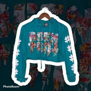 BEEN TRILL Cropped Hoodie